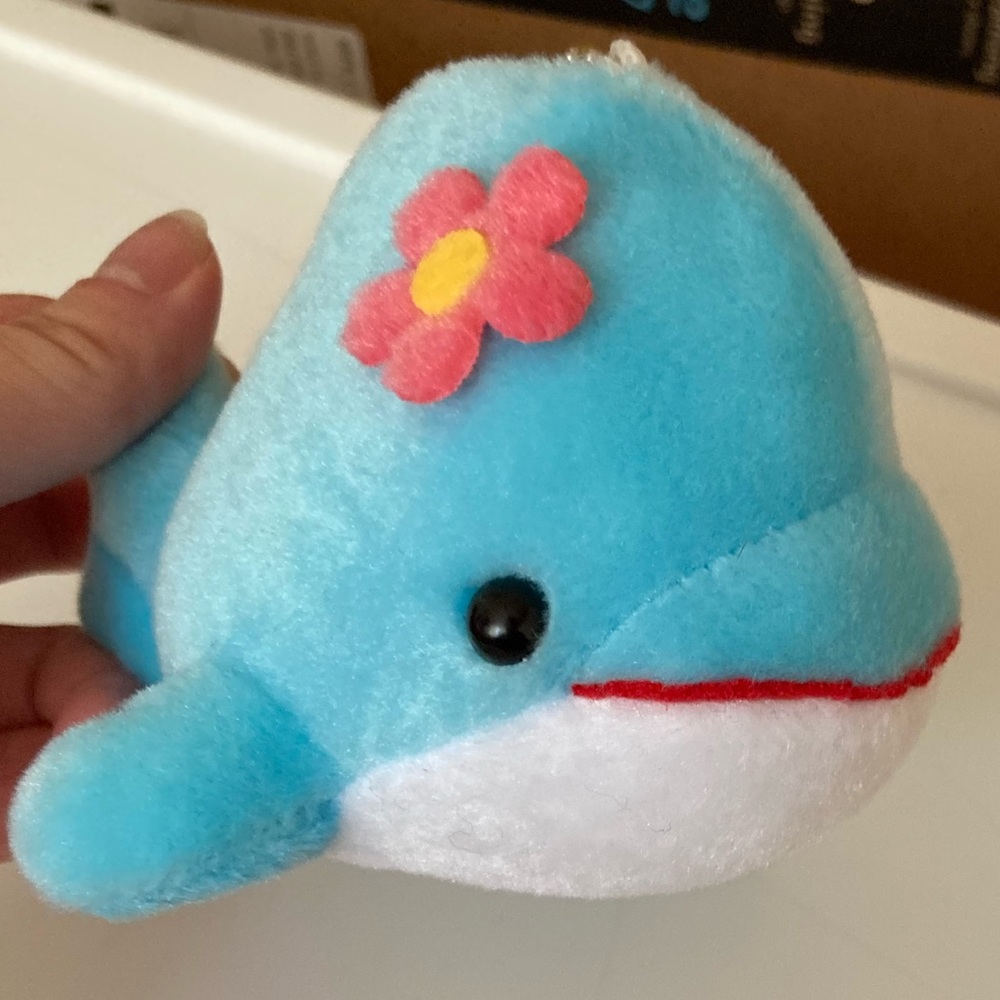 ☀️BRAND NEW☀️| Whale Keychain